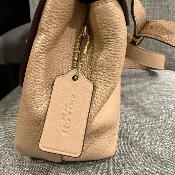 Coach Remi Leather Shoulder Bag With Whipstitch Daisy Appliqué